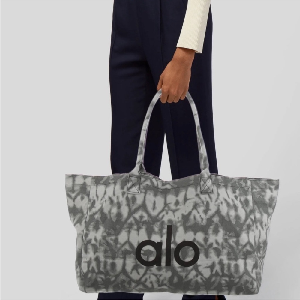 Alo tote